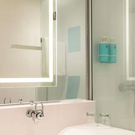 Novotel Leeds Centre-3